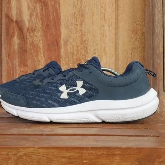 Sepatu Running Under Armor UA size 47 navy