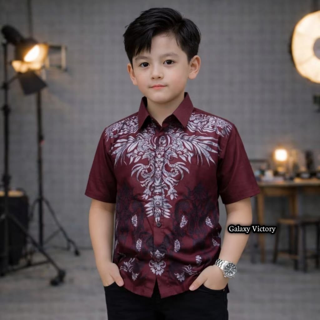 MEKAR MERAH Batik Anak Laki-laki Lengan Pendek Batik Pria Atasan Batik Anak Laki-laki Modern