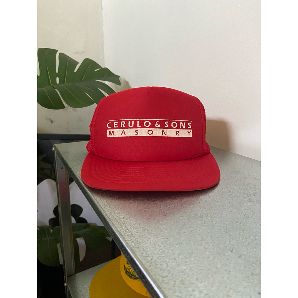 topi vintage trucker