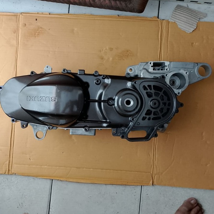 CRANKCASE BLOK MESIN KIRI KANAN DAN COVER BAK CVT SET SUZUKI SKYWAVE 125/HAYATE/SKYDRIIVE 125 ORIGIN