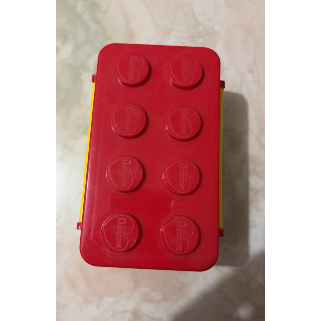 kotak makan dancow block