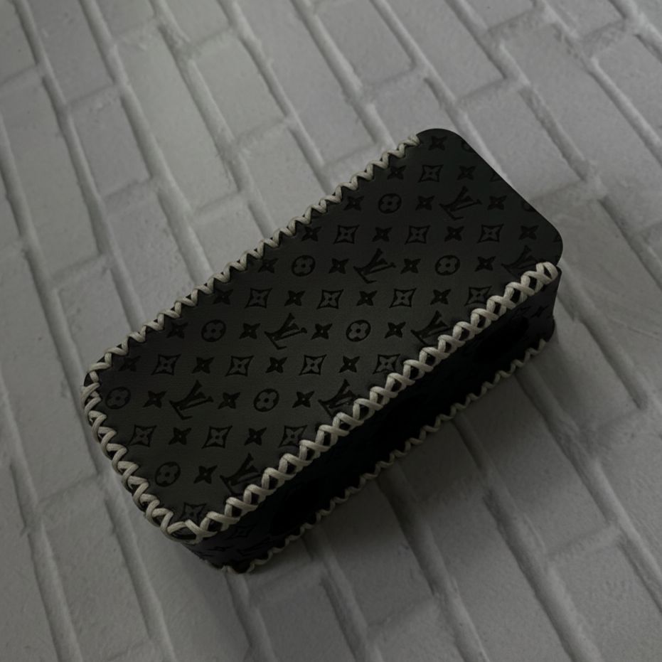 Cover Case HexV-3 / Oframe Sintetis Hitam Bng Abu Lv Pattern Leather