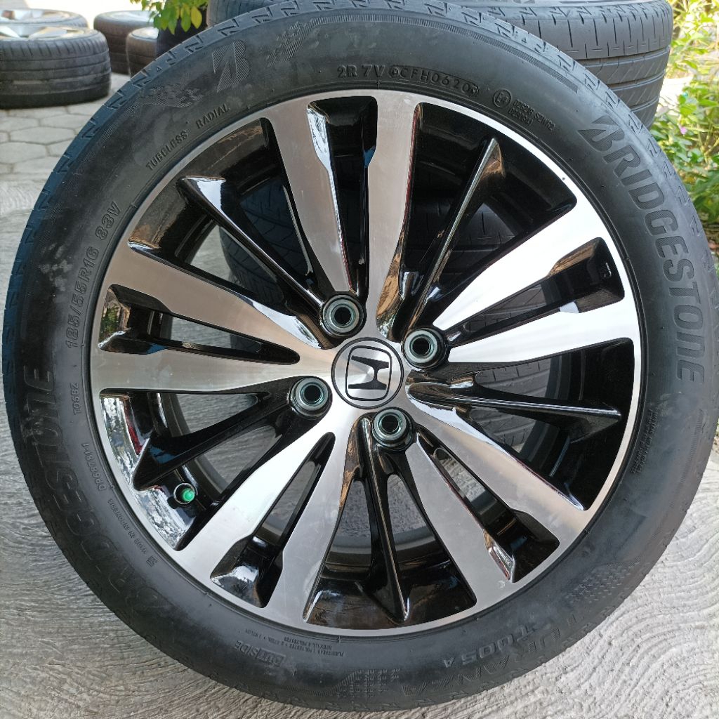 velg jazz gk5 r16 +ban satuan bijian