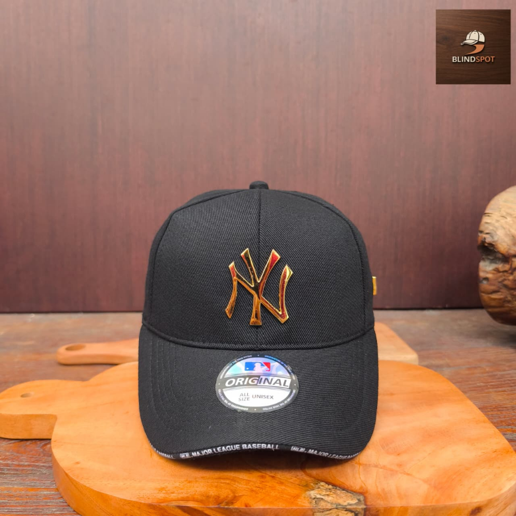 Topi Baseball Premiun Logo NY Plat Besi Emas Keren