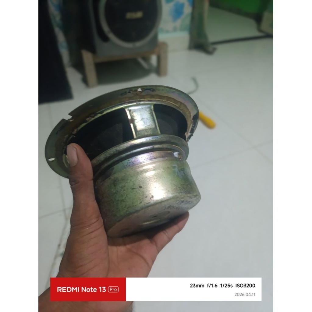 Speaker sony 6inch