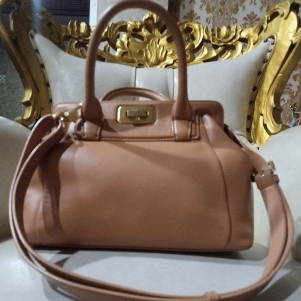 Tas BRAUN BUFFEL bekas pemakaian, second seken preloved