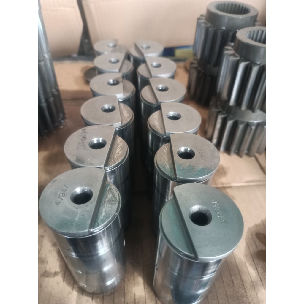 pin gear final drive loader Caterpillar komponen alat berat original copotan dari unit loader Caterp