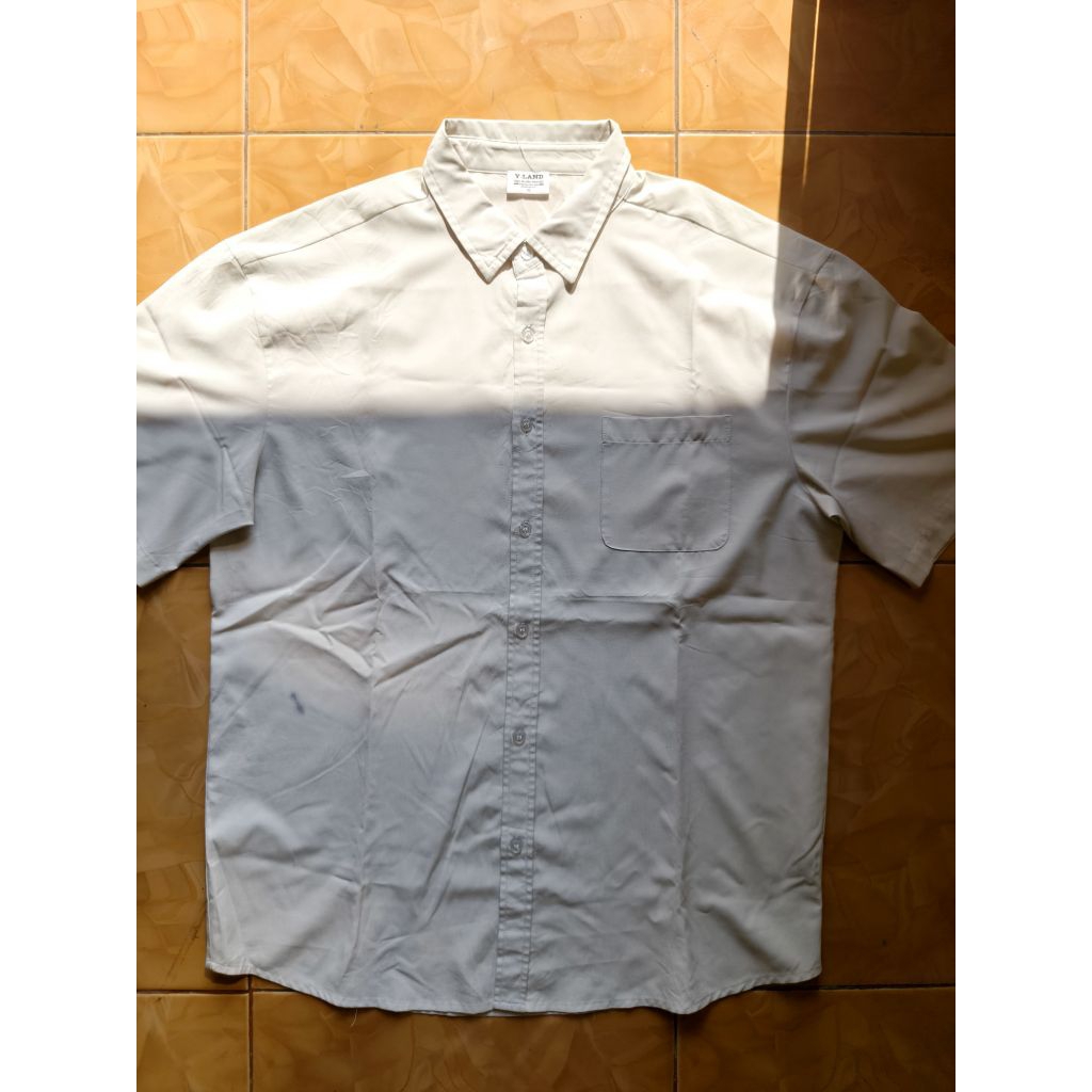 Kemeja Lengan Pendek Merek Y-Land Warna Putih Cream Bahan Katun Spandex Melar Size XL