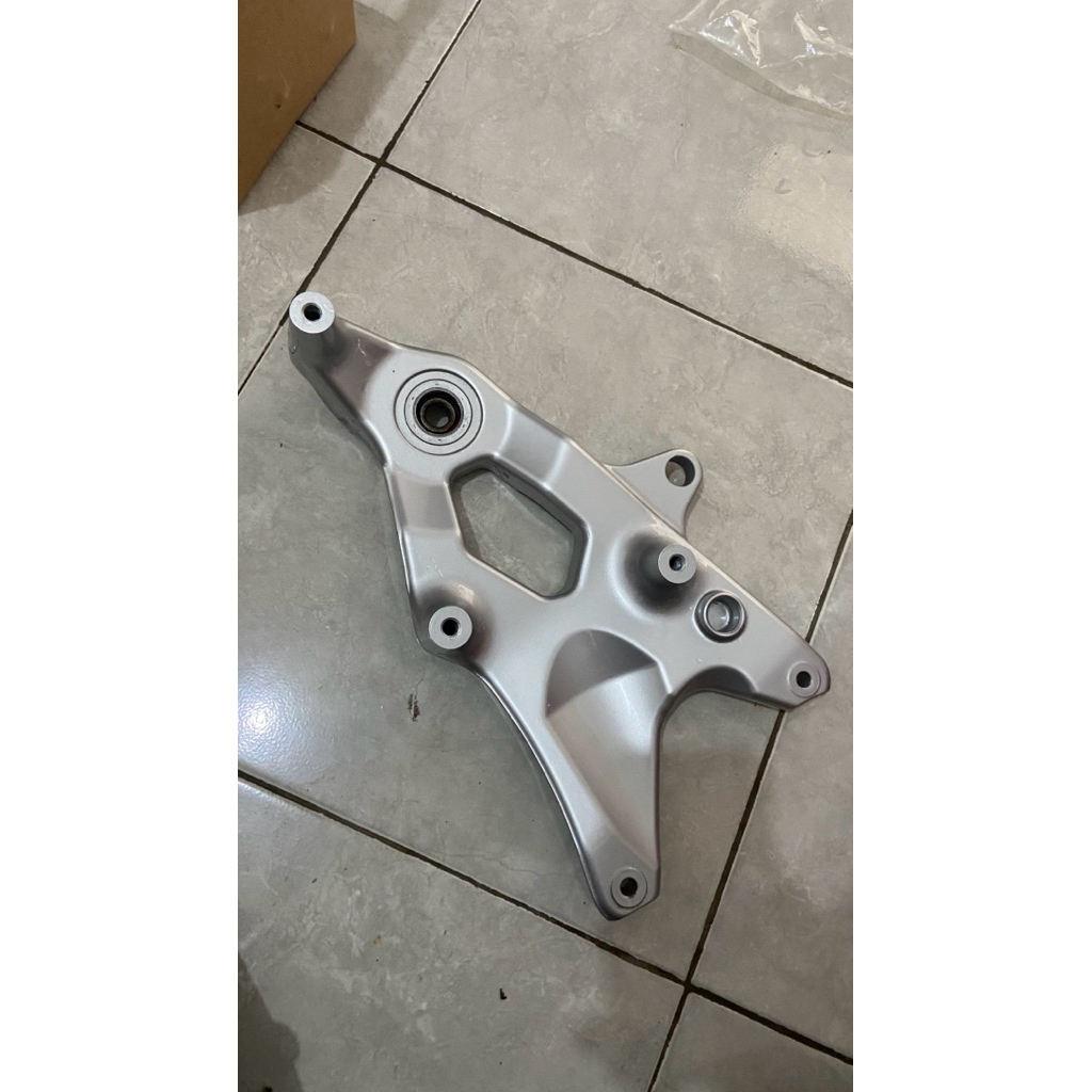 arm nouvo z ais
