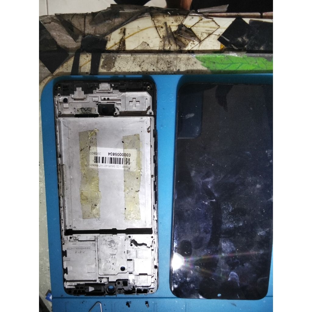 frame LCD atau Tulangan LCD Samsung a30 copotan HP