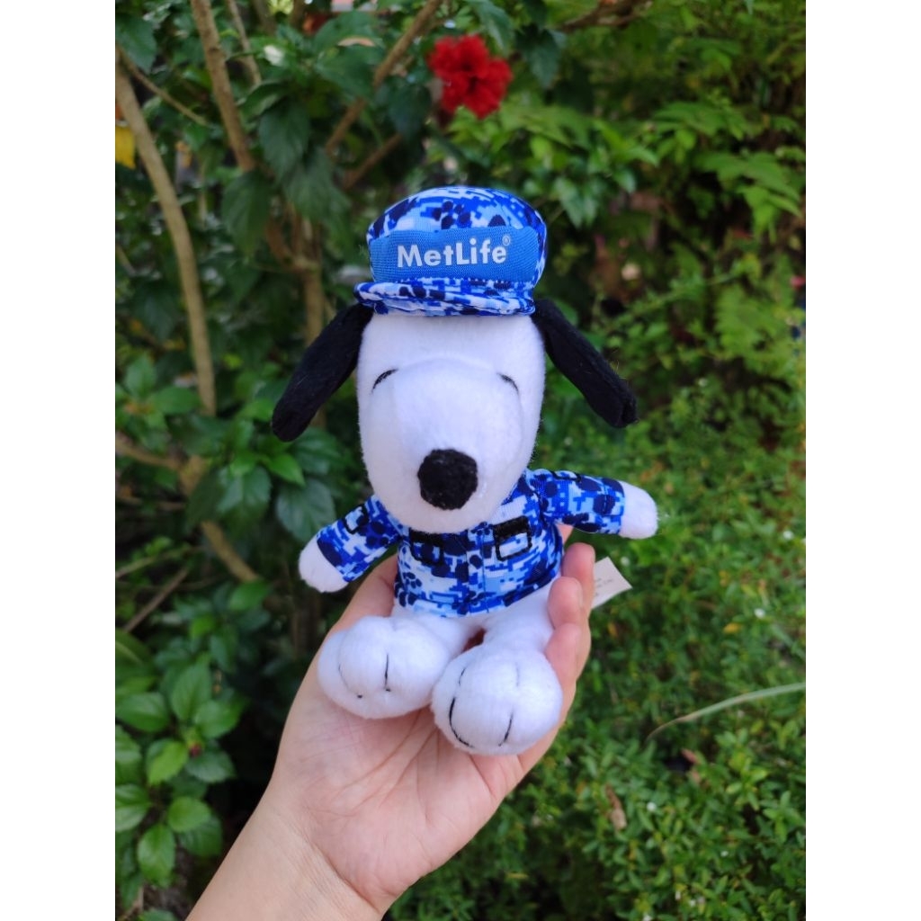 boneka Snoopy kostum biru original Snoopy
