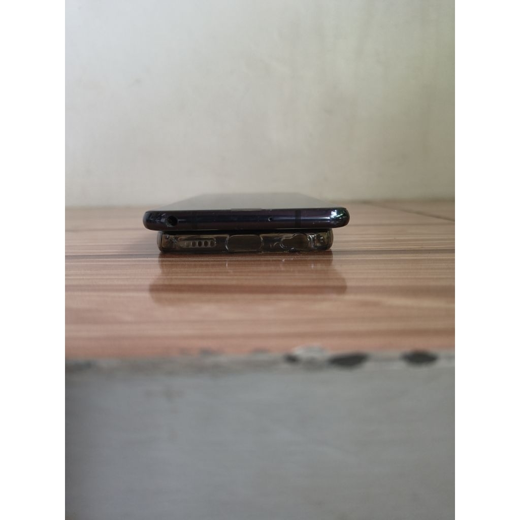 LG V30+ Thinq Ex Indo MINUS