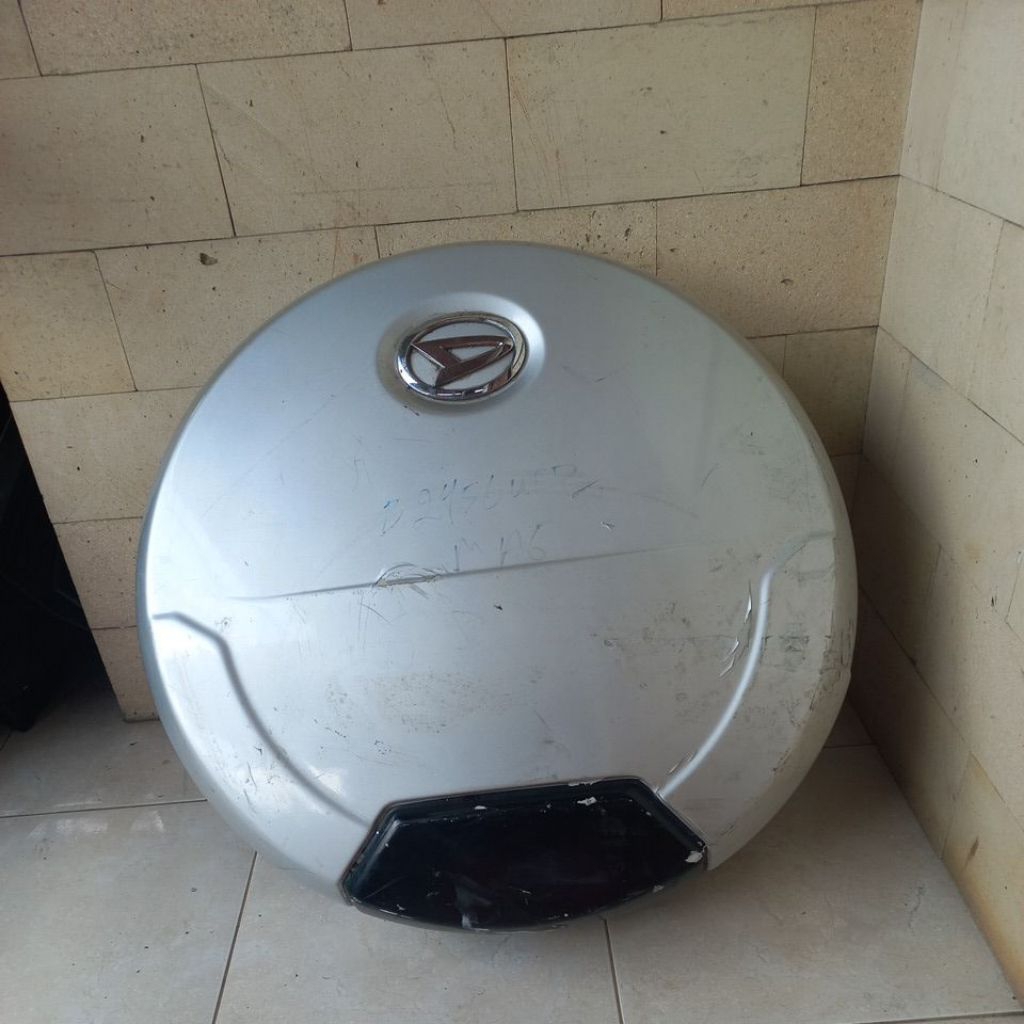 COVER BAN SEREP TERIOS RUSH Original
