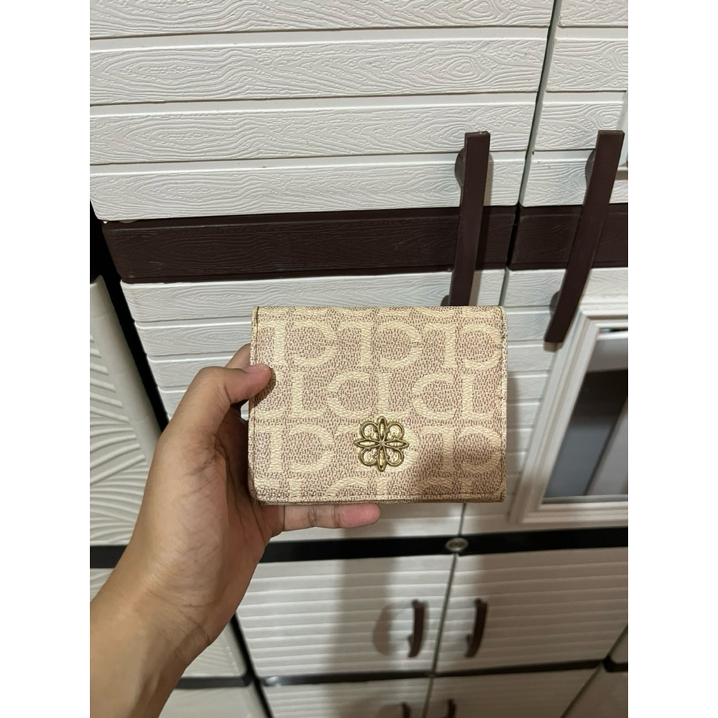 preloved dompet les catino