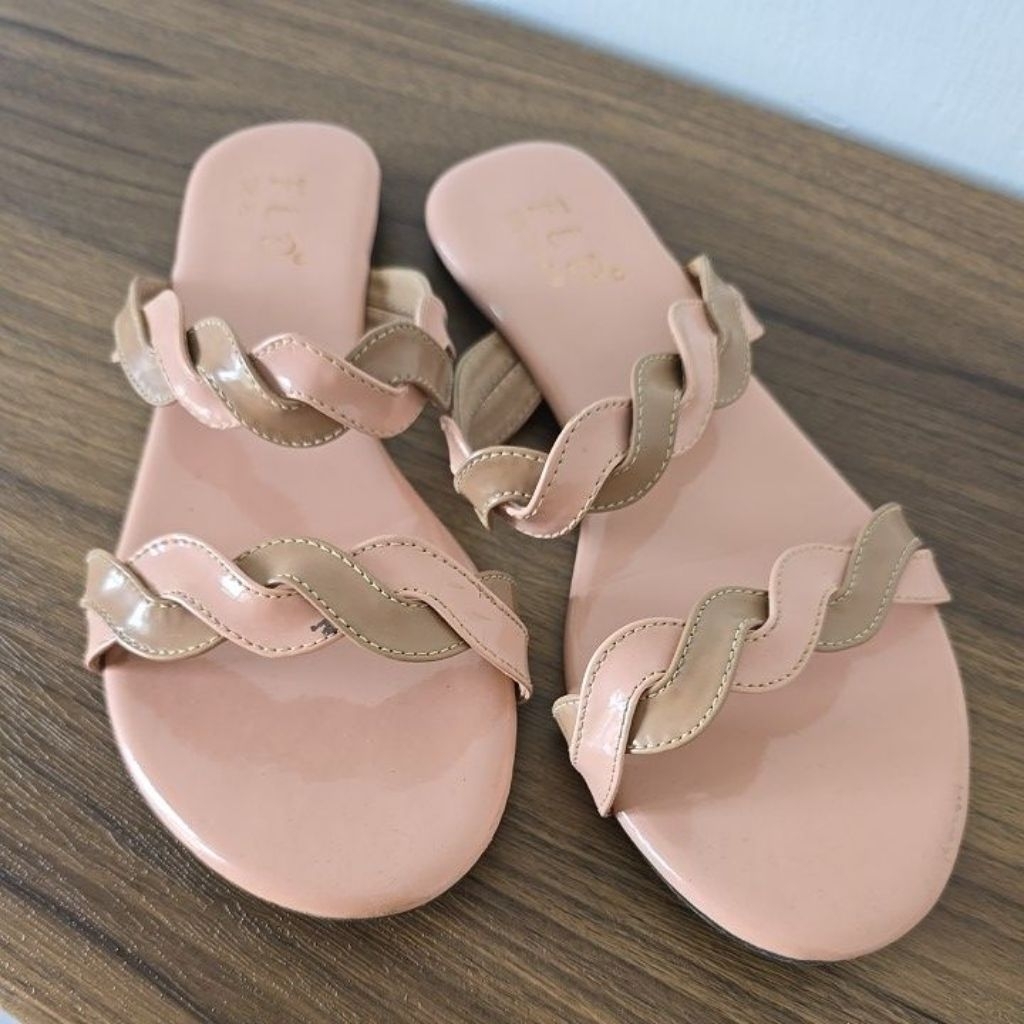 Preloved sandal wanita / preloved sandal perempuan