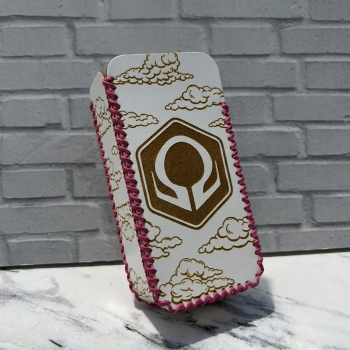 Cover Case HexV-3 / Oframe Sintetis Putih Leather Bng Pink Motif Cloud Pattern Logo