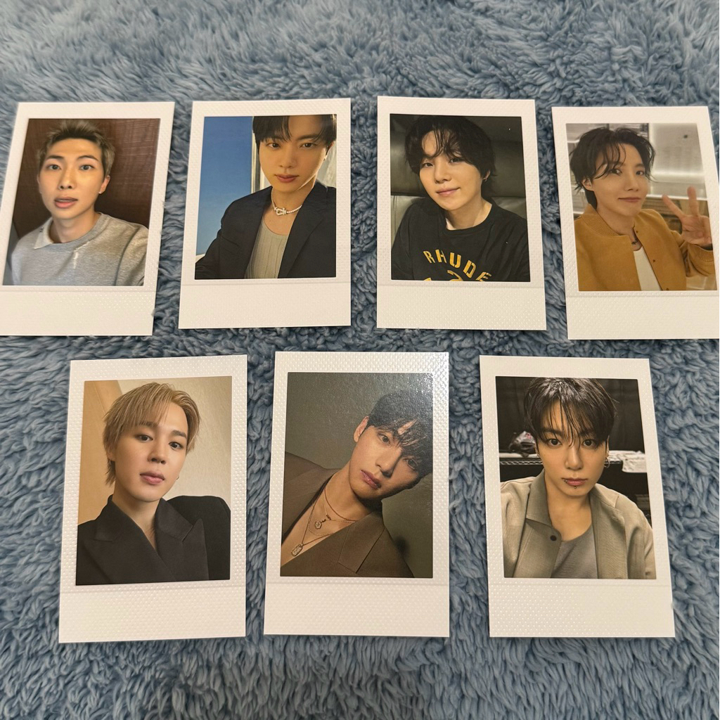 [READY] BTS Official Lightstick ARMY BOMB VER.4 Polaroid Photocard