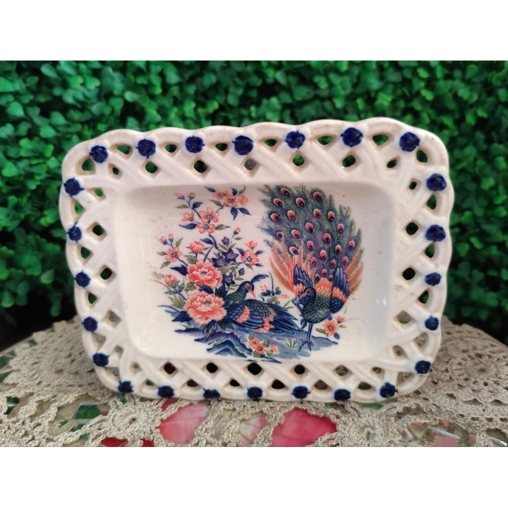 Pajangan Vintage Piring Jepang antik krawangan Antik motif Merak artiistik sudah jarang ada P:17cm T