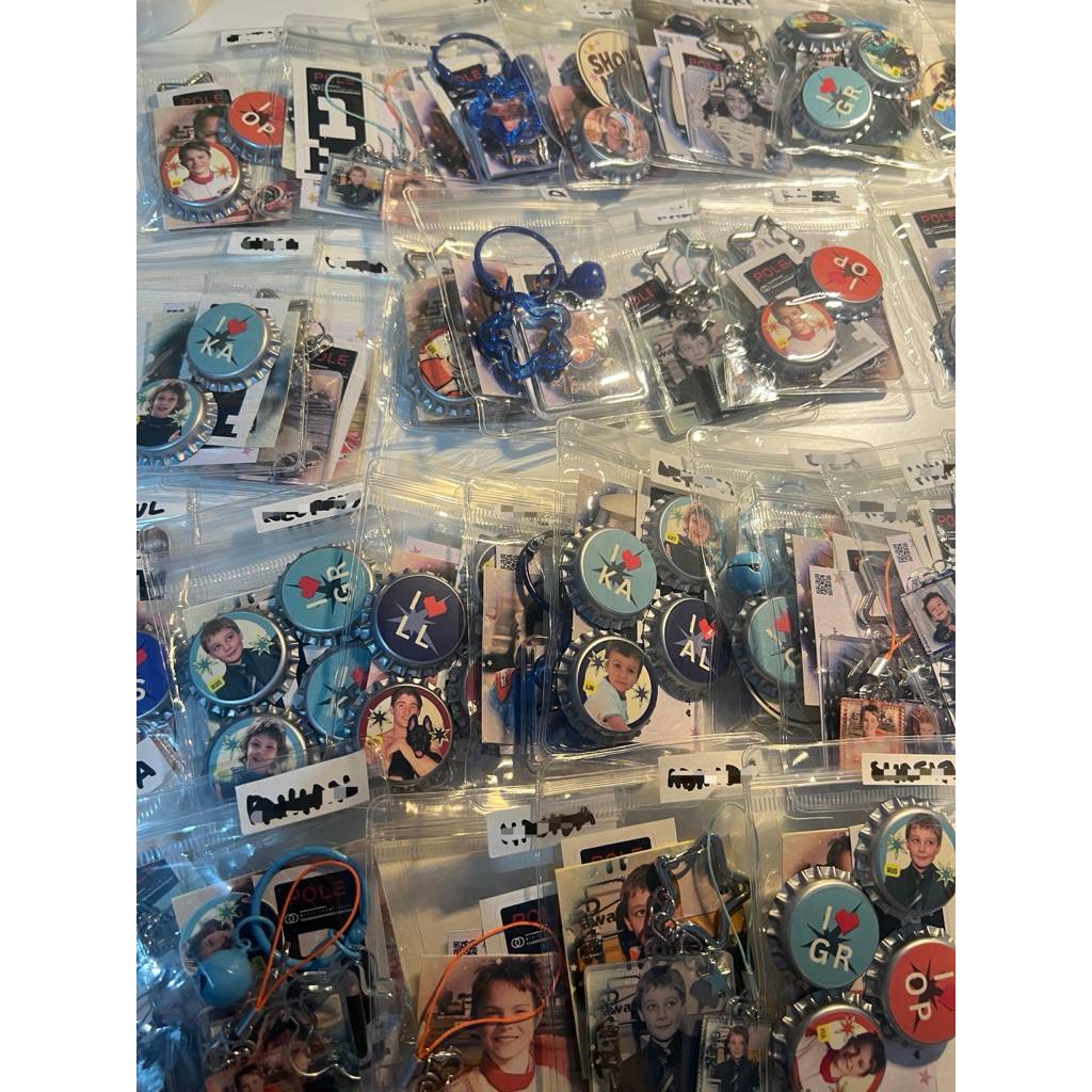 [STAR STRUCK] F1 Unofficial Merchandise