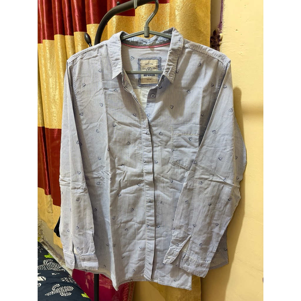 (PRELOVED) Kemeja Nevada