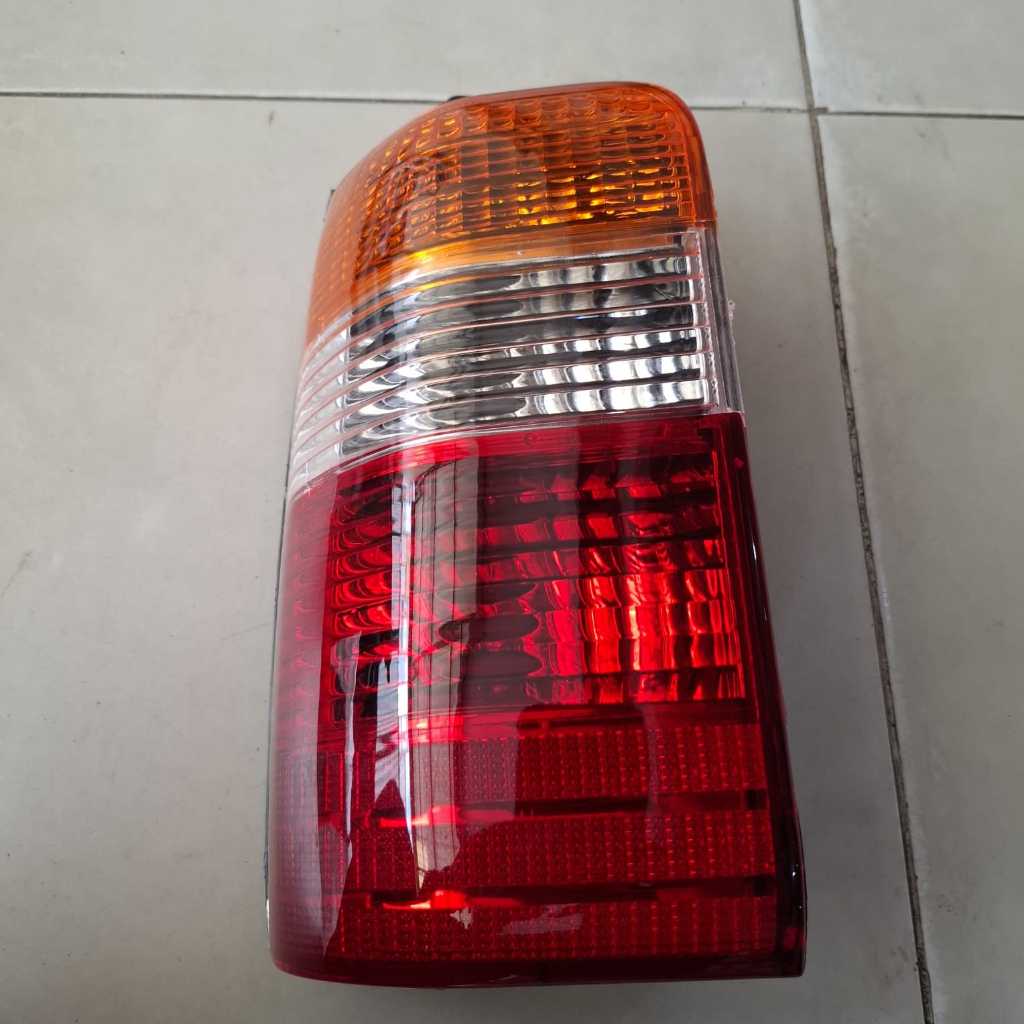 Lampu Stop Belakang Kijang Kapsul 2003