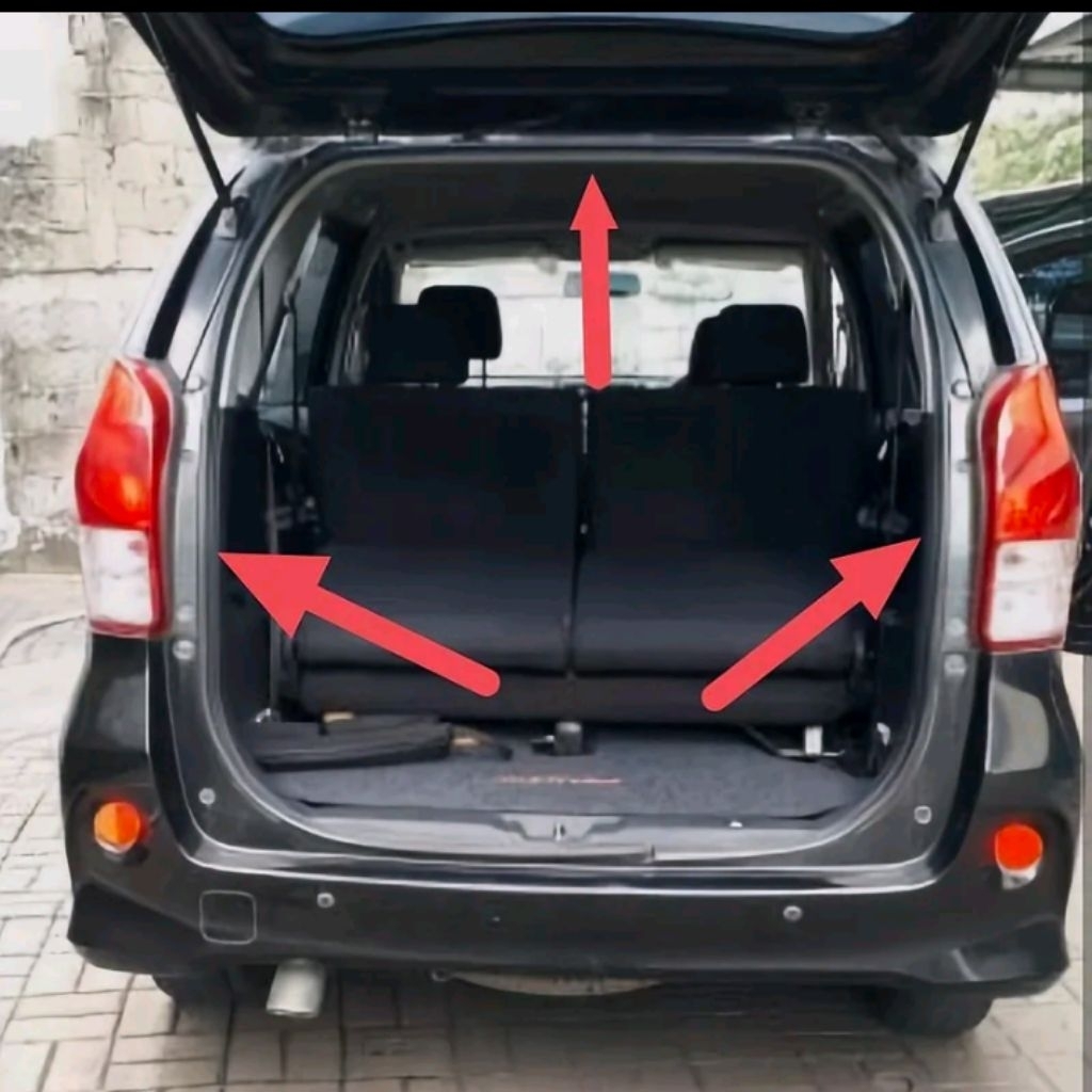 karet bagasi belakang AVANZA XENIA original