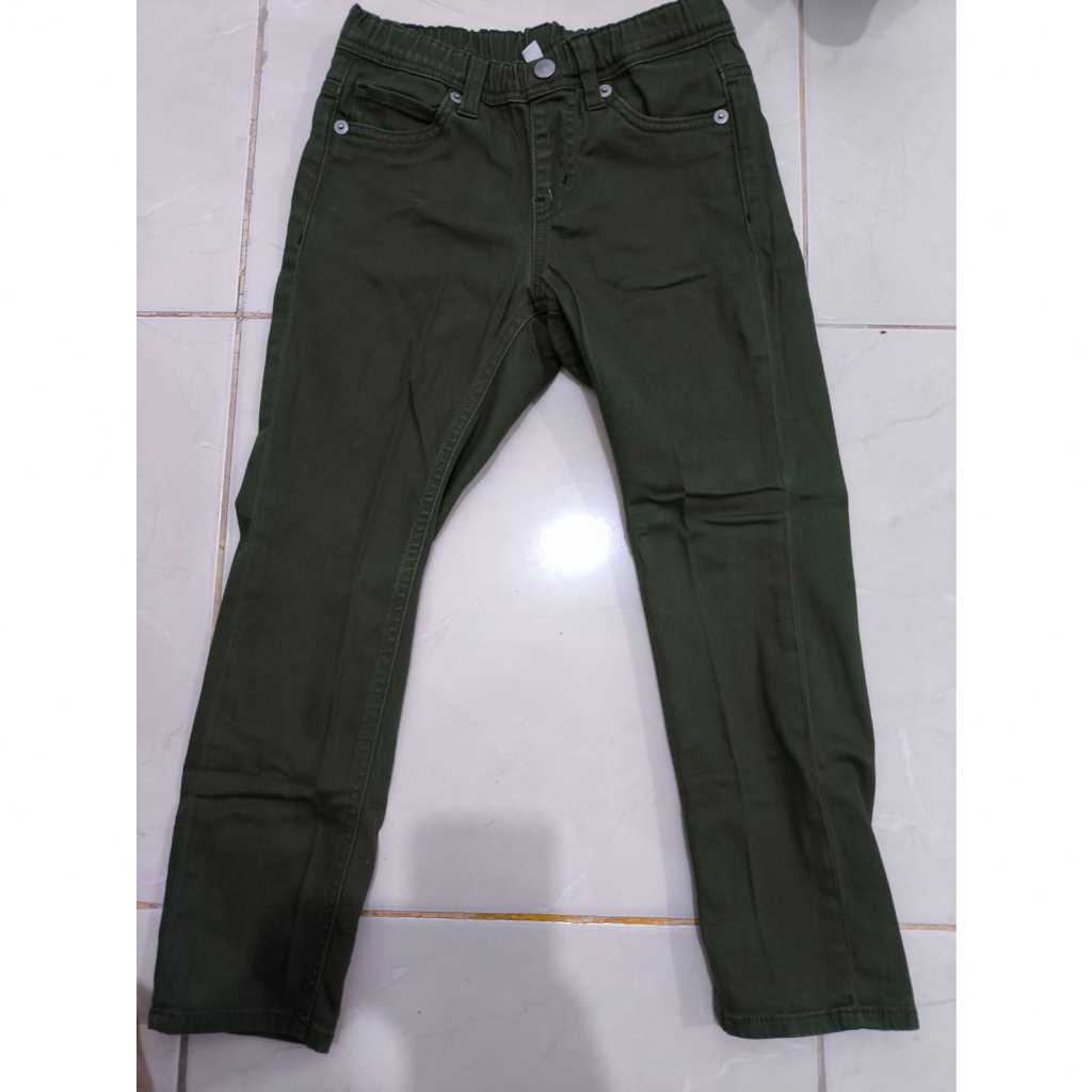 Uniqlo Kids Long Pants Army Green – Size S (Tinggi 110-125cm) – Preloved