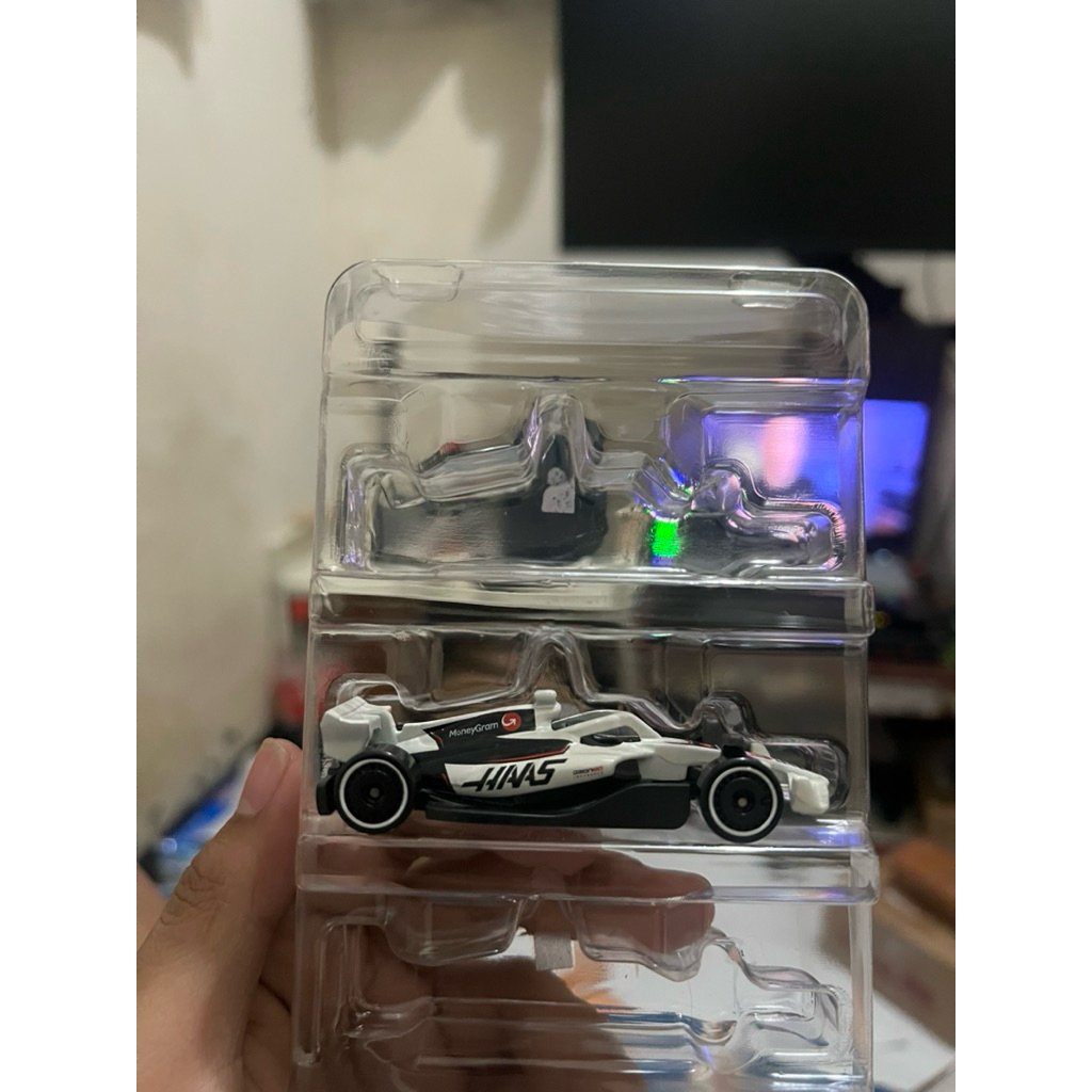 Hotwheels F1 Team Haas Money Gram Loose