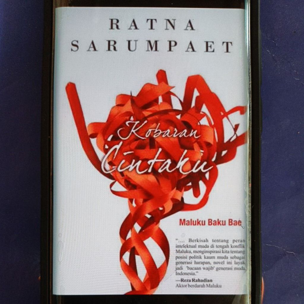 buku Ratna Sarumpaet "kobaran cintaku"