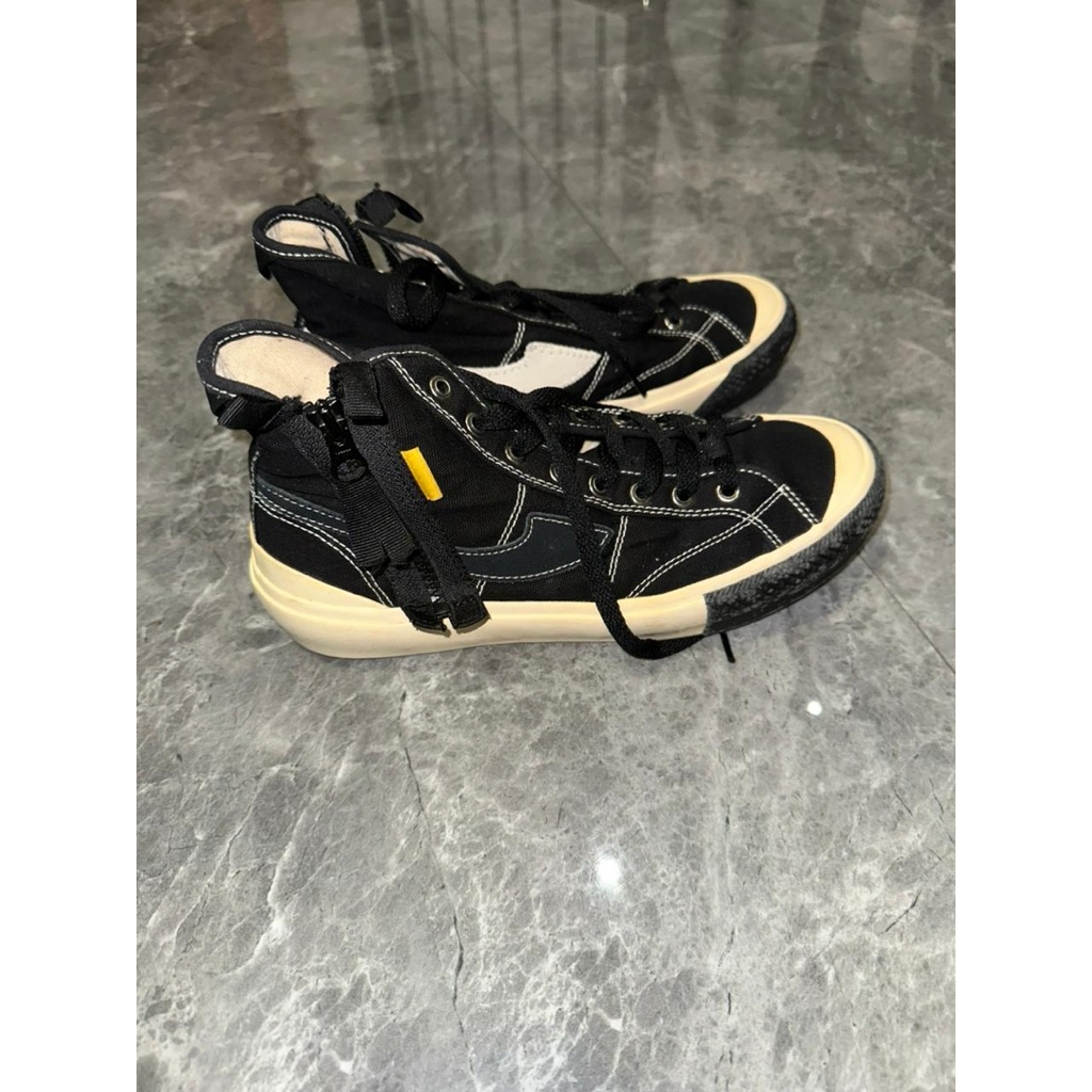Sepatu Compass x Fxxking Rabbit US 8.5 (USED)
