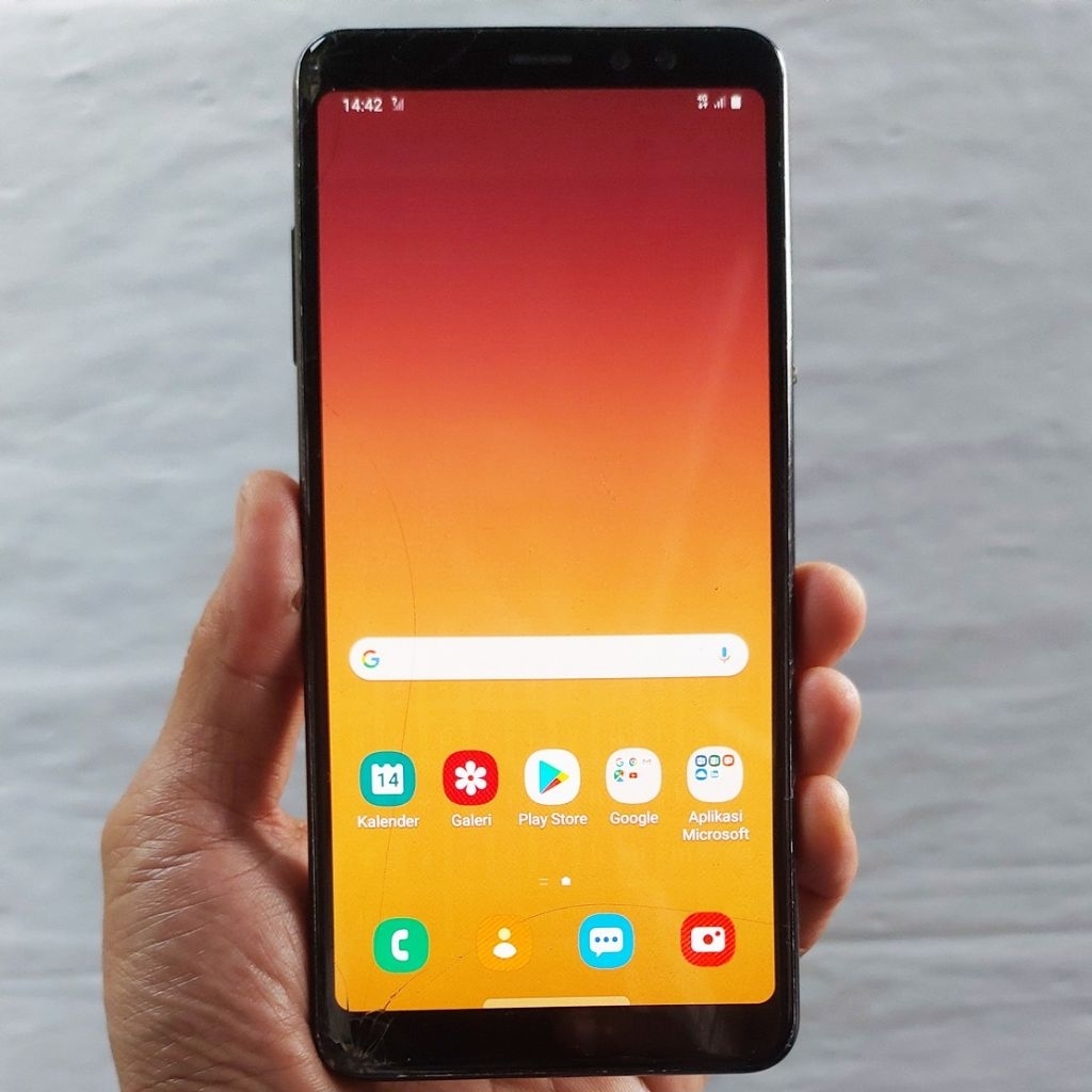Handphone Hp Samsung Galaxy A8 Plus Second 6/64 NFC Eks Sein Original