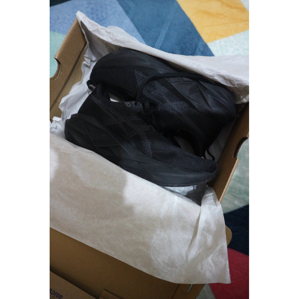 Preloved - Original- Asics Novablast 5 Women Black