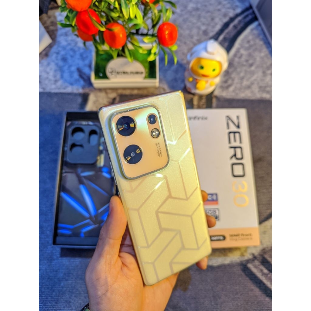 Infinix Zero 30 4G 8/256GB SECOND LIKENEW FULLSET ORIGINAL