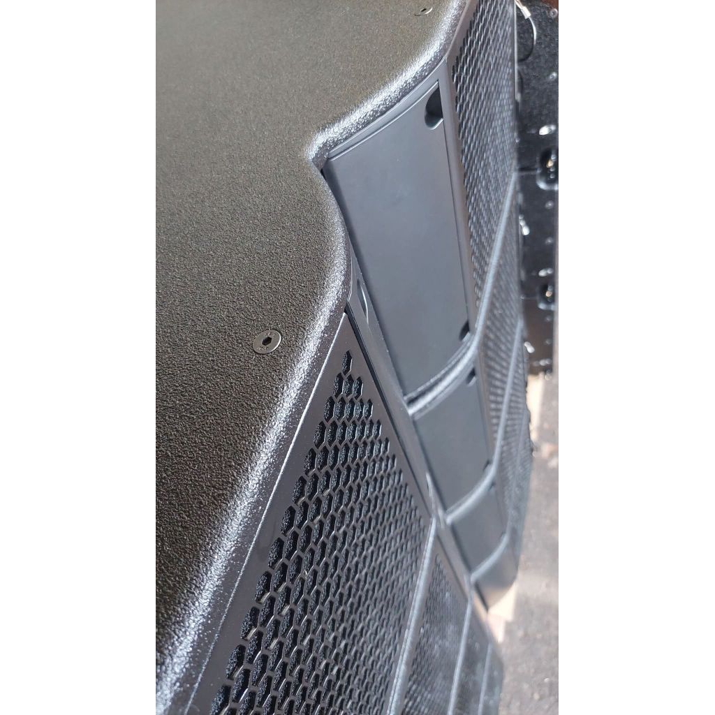 line array karra 210