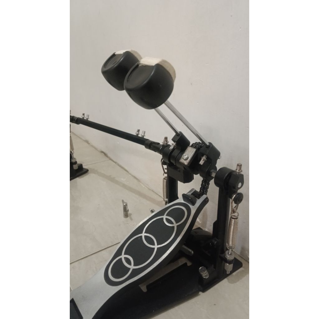 Double Pedal Second Pemakaian Sendiri (No Merek)