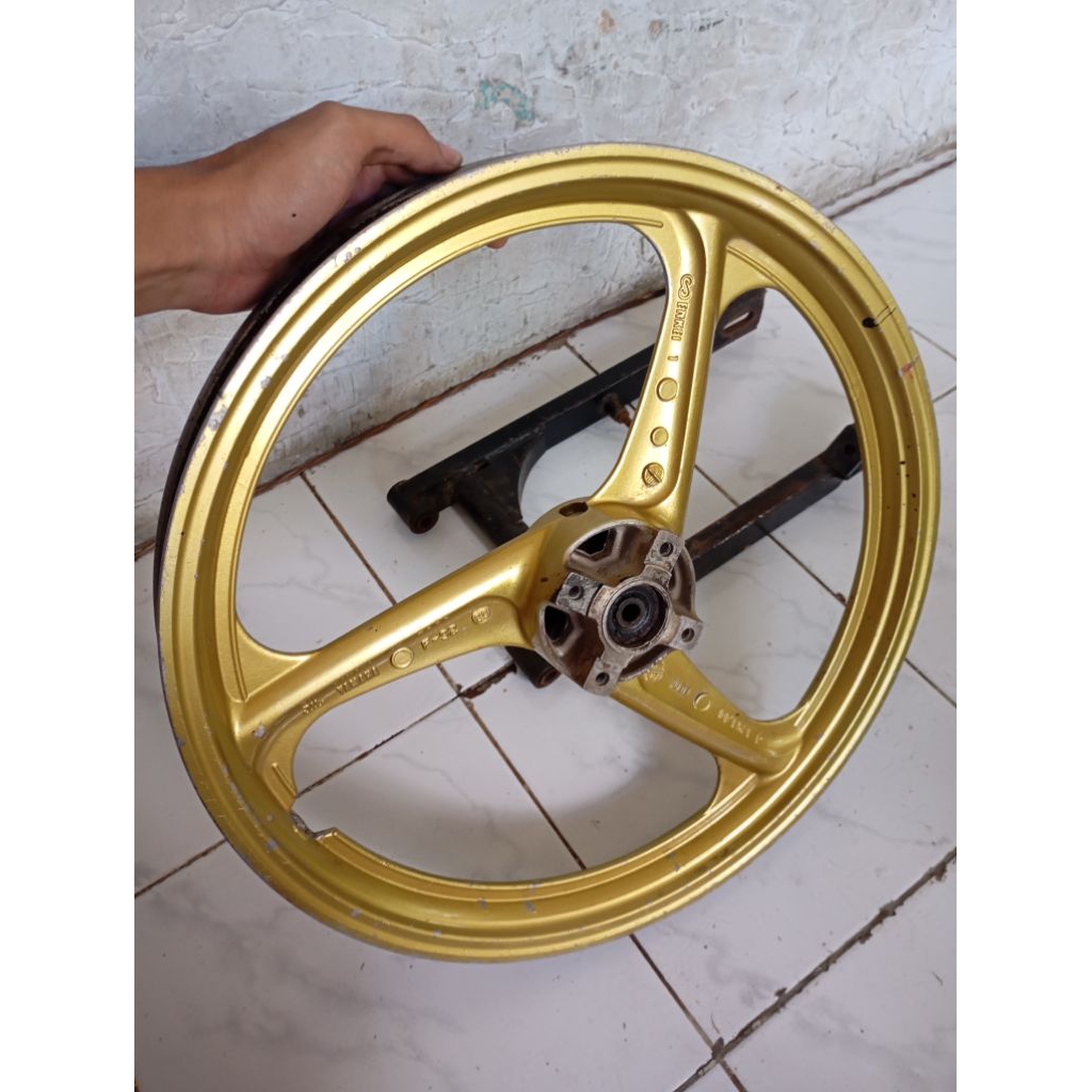 Velg depan enkei 1 palang 3 original fizr fullcluth millenium f1zr fiz r f1z r