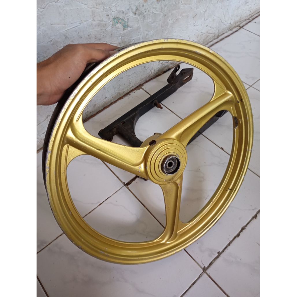Velg depan enkei 1 palang 3 original fizr fullcluth millenium f1zr fiz r f1z r