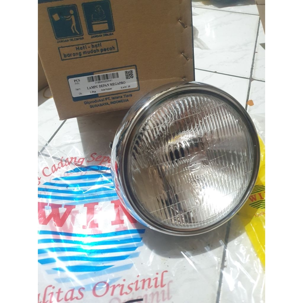REFLEKTOR LAMPU DEPAN MEGAPRO PRIMUS MEGAPRO LAMA WIN