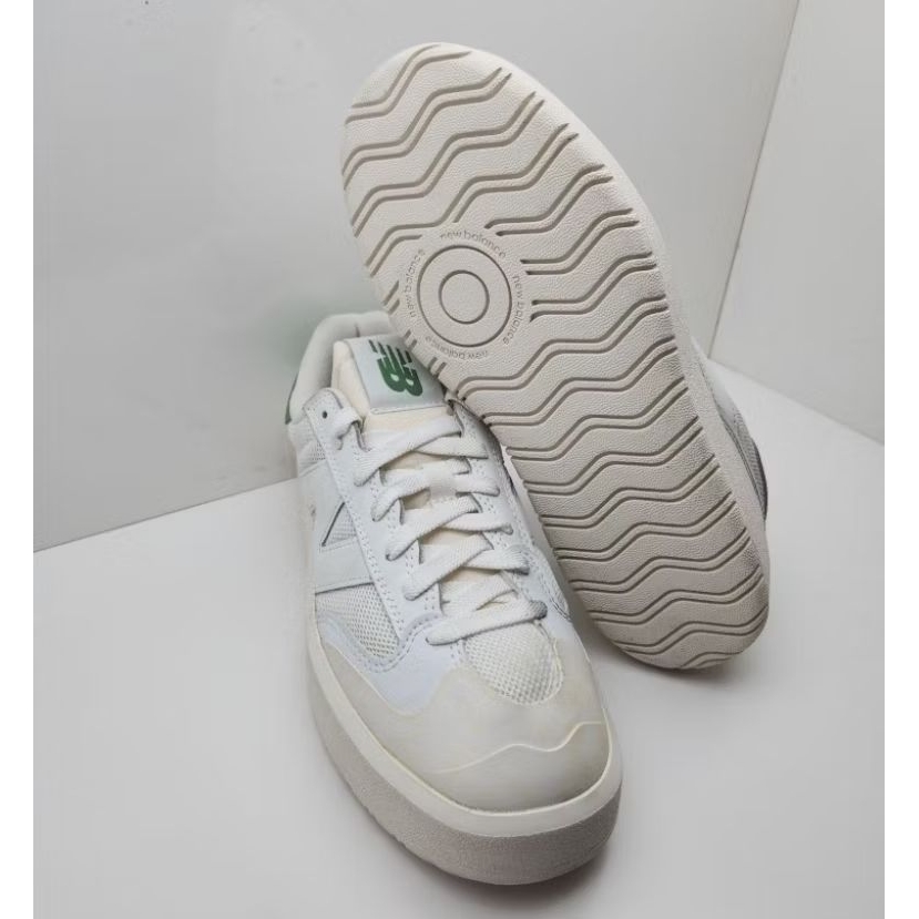 Sepatu Sneakers NEW BALANCE CT302OG TENIS CLASSIC  WHITE CHIVE/WHITE SUCCULENT GREEN