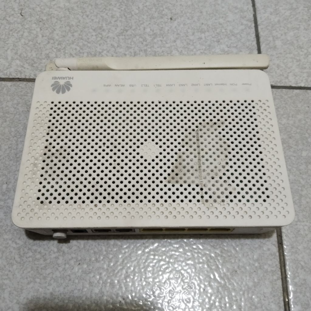 ROUTER HUAWEI HG8245H5