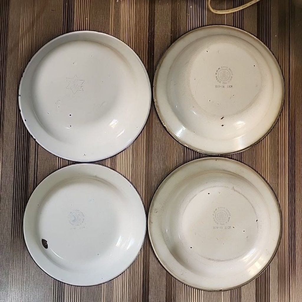 Piring besi TEBAL / Piring Enamel Antik barang JADUL bahan TEBAL Ukuran 3 Varian 18cm-20cm-22cm