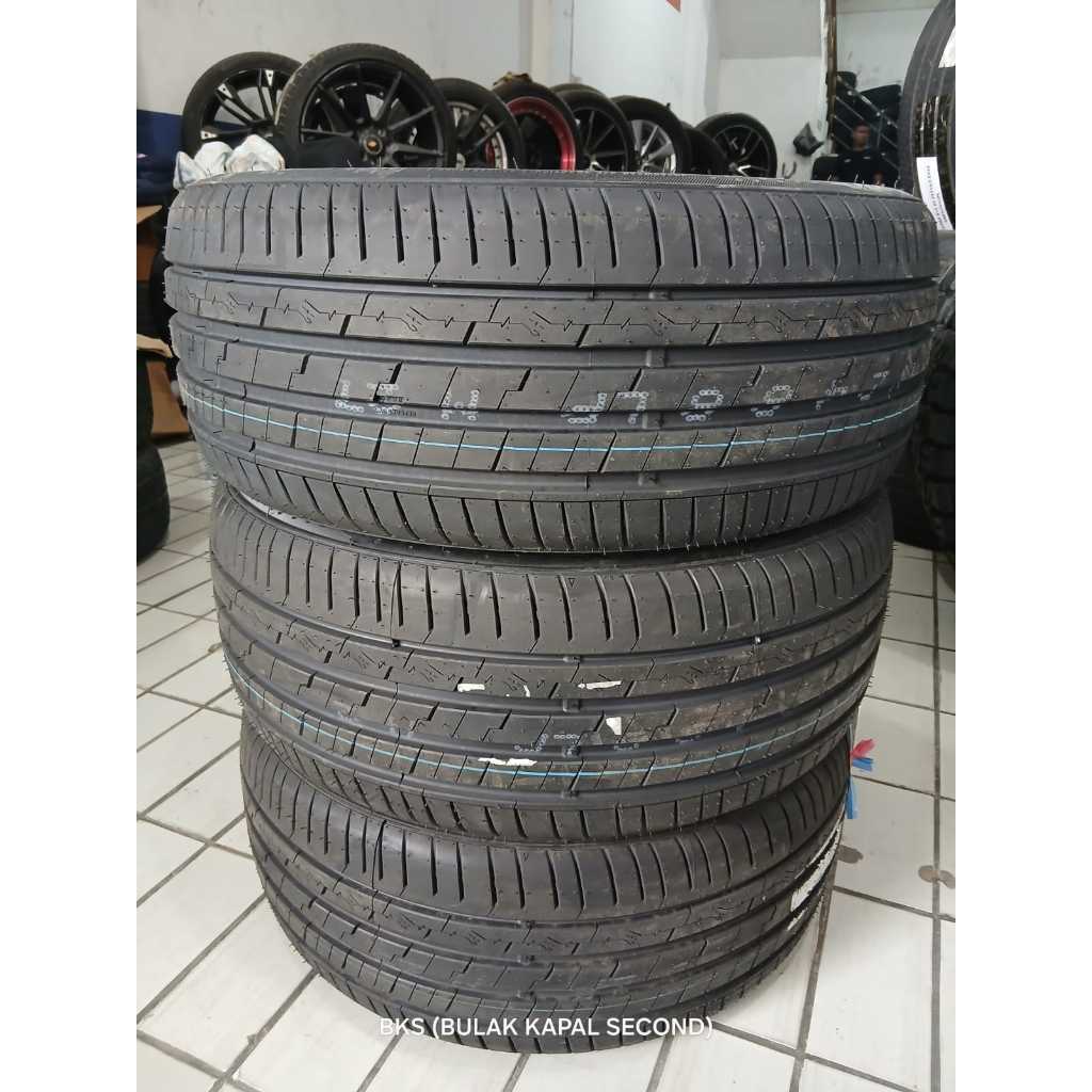 BAN MOBIL BEKAS SEKEN SECOND BERKUALITAS RING 17 ACCELERA IOTA EVT 205 45 R17