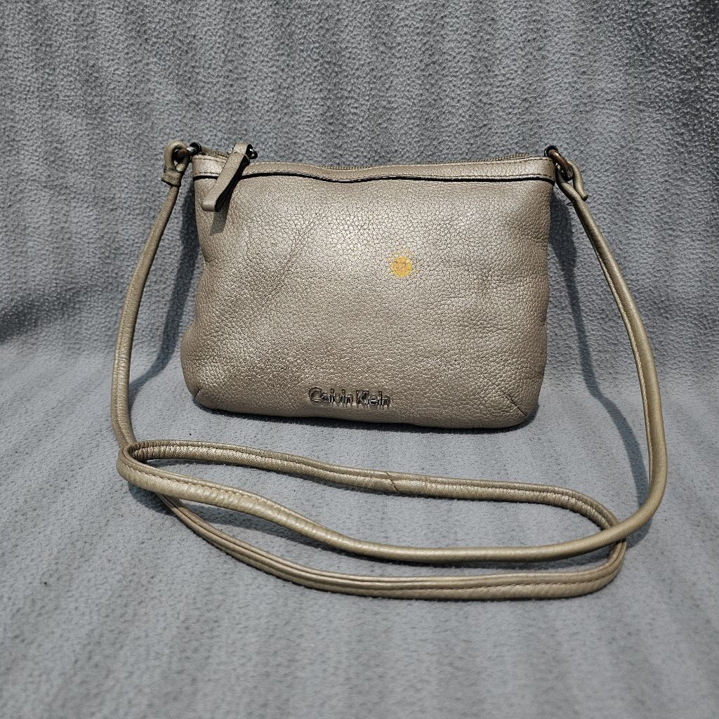 Tas Kulit Asli Calvin Klein Gold Sling Bag