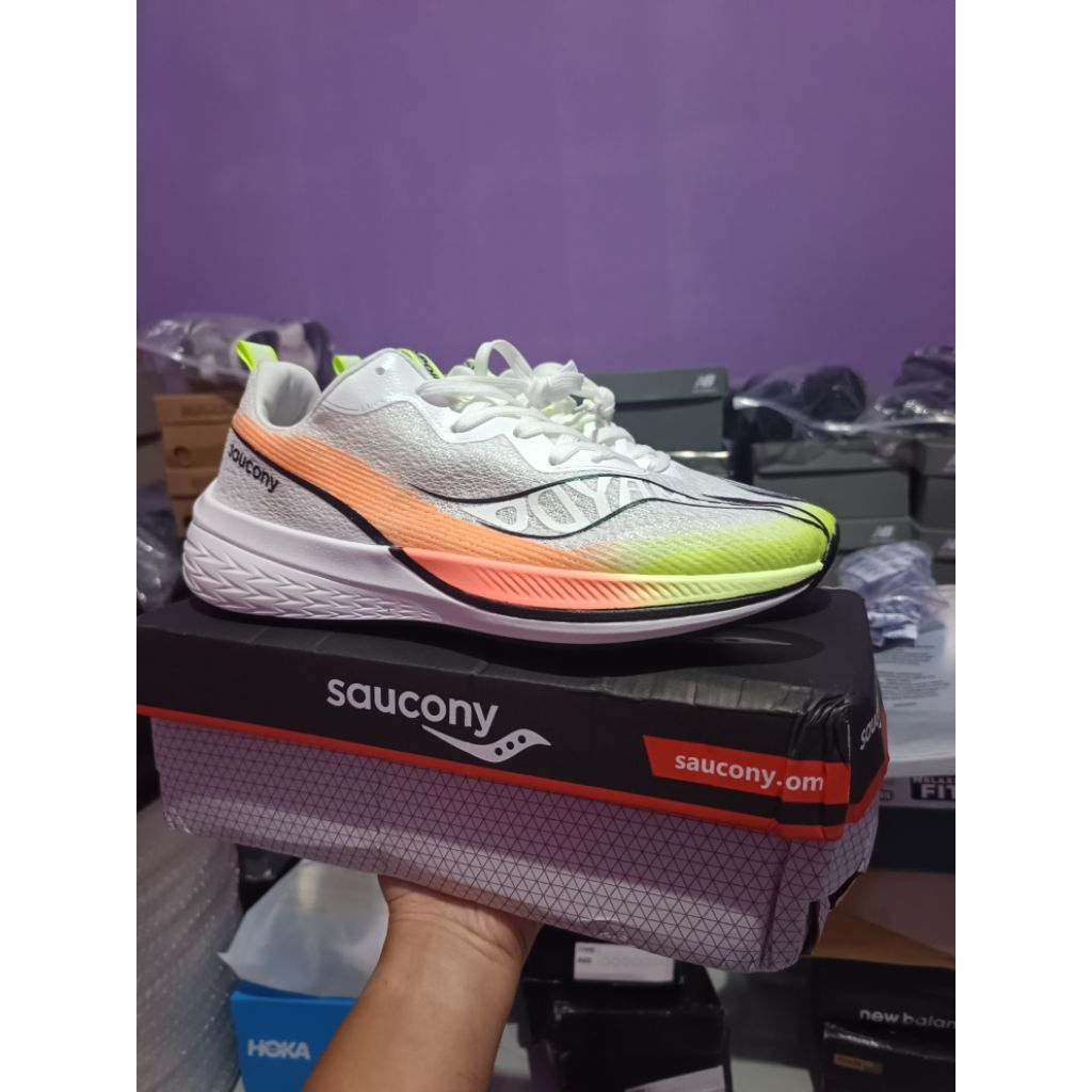 Sepatu Running Saucony Size 42