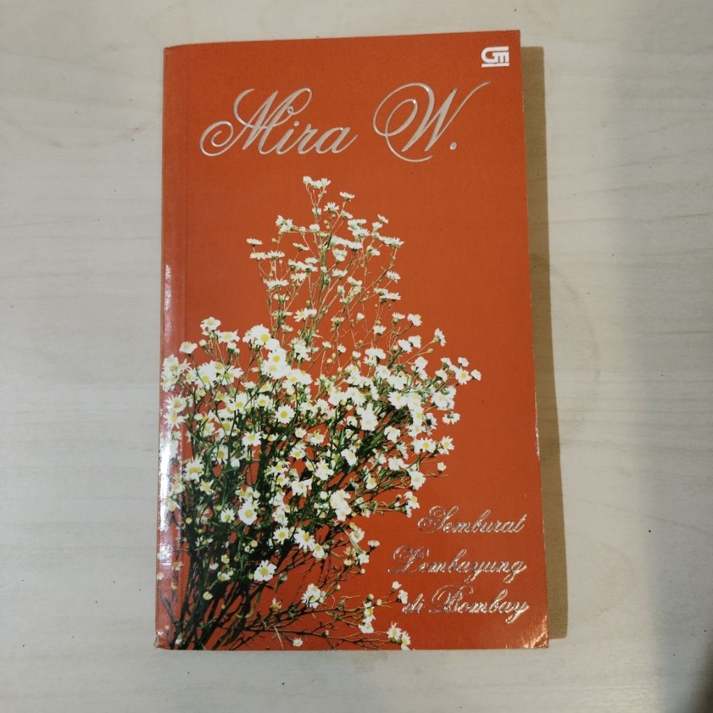 Novel Mira W