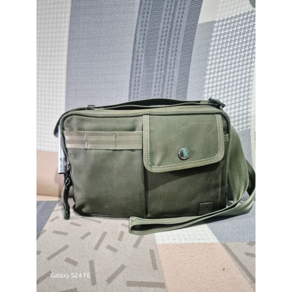 Tas Slingbag Selempang Porter Internasional