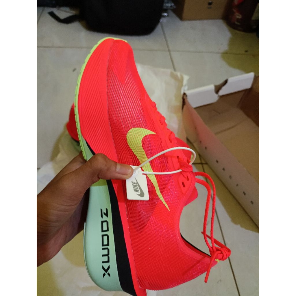 Nike Vaporfly 4 ZoomX Size 44 (Fit 43) NEW Fresh