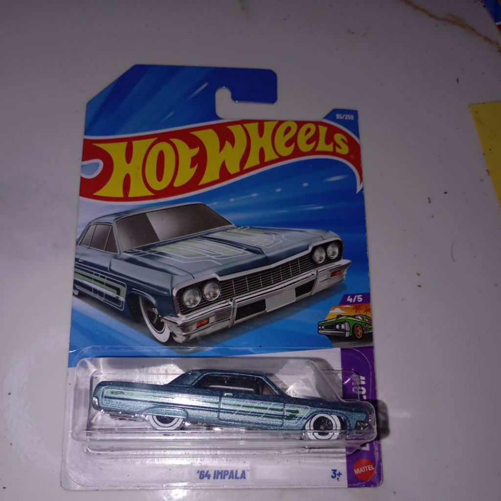HOT WHEELS REGULER REAL CAR
