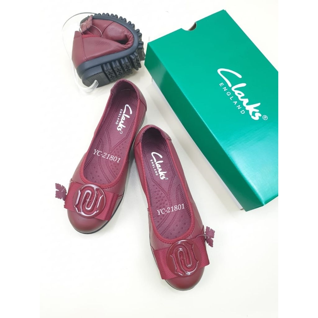 Clarks Flat Shoes - Sepatu Wanita Kulit Sapi Asli Original #21801 Logo Flowers Leather Size 35-41 De