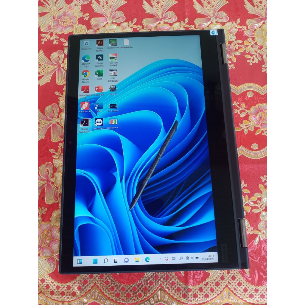 Lenovo Thinkpad Yoga X390 Laptop 2 in 1